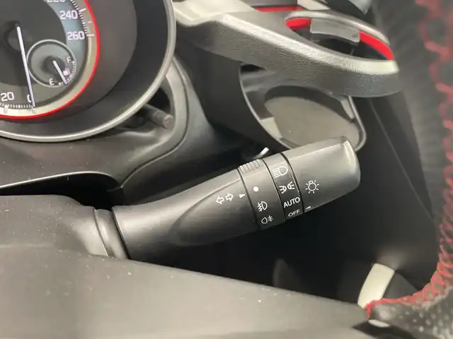 スズキ スイフト スポーツ 愛知県 2018(平30)年 6.4万km チャンピオンイエロー 純正8インチナビ/フルセグTV/衝突被害軽減ブレーキ/レーダークルーズコントロール/純正エアロパーツ(F/S/R)/社外17インチアルミホイール/オプションフラップマット/社外マフラー(HKS)/社外ドライブレコーダー/シートヒーター/ステアリングスイッチ/スマートキー/プッシュスタート/純正LEDヘッドライト