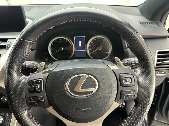 レクサス ＮＸ 300 Fスポーツ 兵庫県 2019(令1)年 4.1万km グラファイトブラックガラスフレーク 純正SDナビ(CD/DVD/SD/Bluetooth/フルセグ)/全方位カメラ/サンルーフ/社外エアロ/パワーシート/レザーシート/シートヒーター/エアシート/メモリーシート/ステアリングヒーター/パワーバックドア/ブラインドスポットモニター/追従型クルーズコントロール/LEDヘッドライト/オートライト/オートマチックハイビーム/アイドリングストップ/前後コーナーセンサー/純正18インチアルミホイール/純正フロアマット/前後ドライブレコーダー