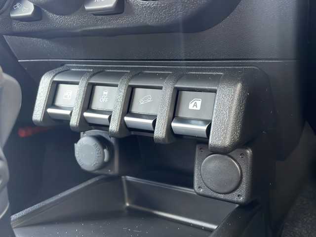 スズキ ジムニー XC 福岡県 2025(令7)年 0.1千km ブルーイッシュブラックパール3 未使用車/純正16インチアルミホイール/スマートキー/スペアキー/コーナーセンサー/オートライト/クルーズコントロール/ステアリングリモコン/車線逸脱防止機能/アイドリングストップ/ＬＥＤヘッドライト