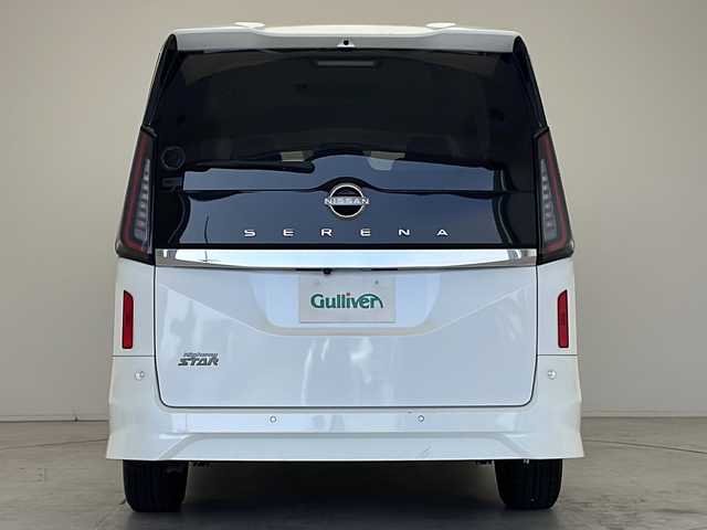 日産 セレナ ハイウェイスター V 愛知県 2023(令5)年 3.6万km プリズムホワイト プロパイロット/衝突軽減システム/全方位カメラ/両側パワースライドドア/クルーズコントロール/フルセグ/Bluetooth/バックカメラ/コーナーセンサー/純正アルミホイール/ブラインドスポットモニター/LEDヘッドライト/パドルシフト/イージーオープン機能/リアオートエアコン/インテリジェントミラー/オートマチックハイビーム/ETC/ステアリングスイッチ/スマートキー/プッシュスタート