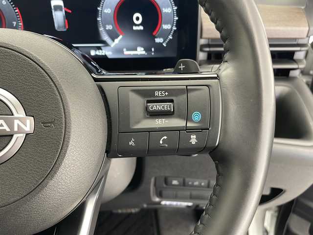 日産 セレナ ハイウェイスター V 愛知県 2023(令5)年 3.6万km プリズムホワイト プロパイロット/衝突軽減システム/全方位カメラ/両側パワースライドドア/クルーズコントロール/フルセグ/Bluetooth/バックカメラ/コーナーセンサー/純正アルミホイール/ブラインドスポットモニター/LEDヘッドライト/パドルシフト/イージーオープン機能/リアオートエアコン/インテリジェントミラー/オートマチックハイビーム/ETC/ステアリングスイッチ/スマートキー/プッシュスタート