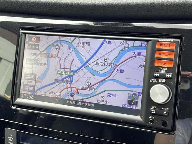 日産 エクストレイル 20X エマージェンシーブレーキ 新潟県 2015(平27)年 9.9万km スチールブルー 純正ナビ　/ＤＴＶ　/Ｂｌｕｅｔｏｏｔｈ　/ＡＭ　/ＦＭ　/スタッドレスタイヤ積載　/シートヒーター　/ビルトインＥＴＣ　/バックカメラ　/衝突軽減ブレーキ　/純正アルミホイール１７インチ　/純正フロアマット/コーナーセンサー/プッシュスタート/スマートキー
