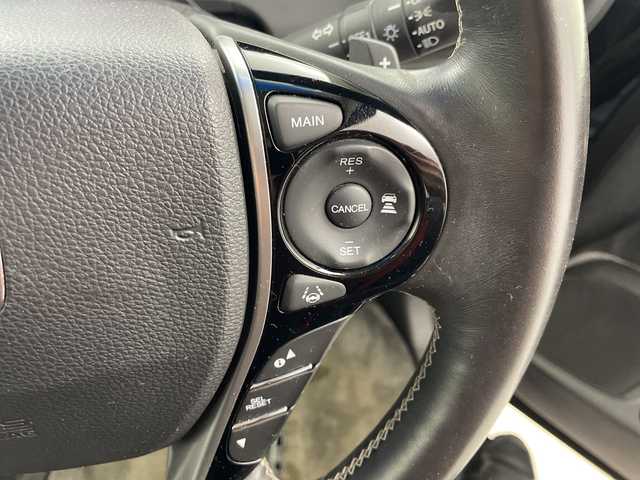 ホンダ オデッセイ アブソルート EX 岐阜県 2015(平27)年 5.7万km プレミアムヴィーナスブラックP アルパインフリップダウンモニター/純正ナビ/CD/DVD/Bluetooth/フルセグTV/両側パワースライドドア/ブラインドスポットモニター/バックカメラ/衝突軽減ブレーキ/アダプティブクルーズコントロール/レーンキープアシスト/パワーシート/ビルトインETC/パドルシフト/革巻きステアリング/ハーフレザーシート/オットマン