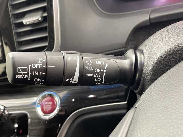 ホンダ オデッセイ アブソルート EX 岐阜県 2015(平27)年 5.7万km プレミアムヴィーナスブラックP アルパインフリップダウンモニター/純正ナビ/CD/DVD/Bluetooth/フルセグTV/両側パワースライドドア/ブラインドスポットモニター/バックカメラ/衝突軽減ブレーキ/アダプティブクルーズコントロール/レーンキープアシスト/パワーシート/ビルトインETC/パドルシフト/革巻きステアリング/ハーフレザーシート/オットマン