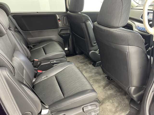 ホンダ オデッセイ アブソルート EX 岐阜県 2015(平27)年 5.7万km プレミアムヴィーナスブラックP アルパインフリップダウンモニター/純正ナビ/CD/DVD/Bluetooth/フルセグTV/両側パワースライドドア/ブラインドスポットモニター/バックカメラ/衝突軽減ブレーキ/アダプティブクルーズコントロール/レーンキープアシスト/パワーシート/ビルトインETC/パドルシフト/革巻きステアリング/ハーフレザーシート/オットマン