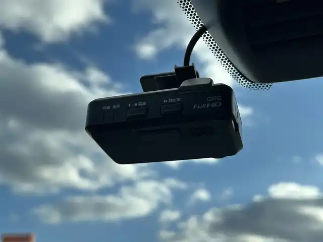 日産 ノート e－パワー ニスモ 宮城県 2017(平29)年 6.6万km ダークメタルグレー インテリジェントアラウンドビューモニターセット/・インテリジェントアラウンドビューモニター/・踏み間違い衝突防止アシスト/・フロント＆バックソナー/・ドアミラーヒーター/＝＝＝/インテリジェントエマージェンシーブレーキ/車線逸脱警報/純正ナビ（MM316D-W）/・CD/DVD/・Bluetooth/・フルセグTV/ETC/ドライブレコーダー/革巻きステアリング/ステアリングスイッチ/オートライト/スマートキー＆プッシュスタート/電動格納ミラー/純正16インチAW/純正フロアマット/純正ドアバイザー/Wエアバッグ