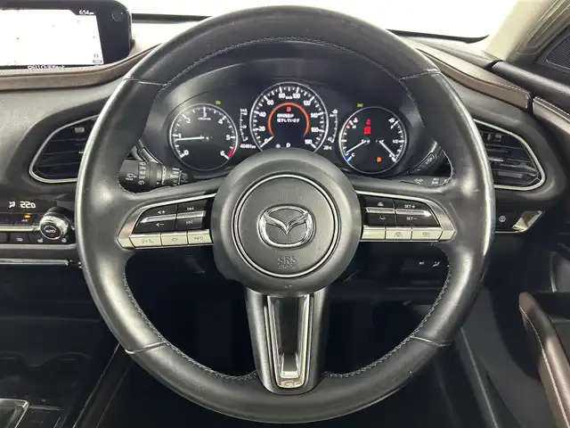 マツダ ＣＸ－３０ XD Lパッケージ 佐賀県 2020(令2)年 4.1万km マシーングレープレミアムM 純正8型ナビ/（ＡＭ/ＦＭ/CD/DVD/Bluetooth/フルセグTV）/全周囲カメラ/クルーズコントロール(追従あり)/パワーバックドア/衝突被害軽減システム/ETC/レーンアシスト/シートヒーター/レザーシート/パワーシート/シートメモリ/オートエアコン/盗難防止装置/横滑り防止装置/オートライト/オートマチックハイビーム/スマートキー/プッシュスタート/パドルシフト/コーナーセンサー/LEDヘッドライト/純正フロアマット/純正18インチアルミホイール/ステアリングスイッチ/ドアバイザー