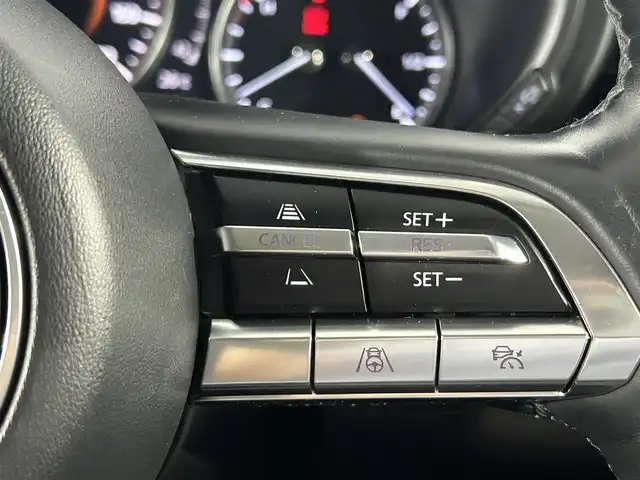 マツダ ＣＸ－３０ XD Lパッケージ 佐賀県 2020(令2)年 4.1万km マシーングレープレミアムM 純正8型ナビ/（ＡＭ/ＦＭ/CD/DVD/Bluetooth/フルセグTV）/全周囲カメラ/クルーズコントロール(追従あり)/パワーバックドア/衝突被害軽減システム/ETC/レーンアシスト/シートヒーター/レザーシート/パワーシート/シートメモリ/オートエアコン/盗難防止装置/横滑り防止装置/オートライト/オートマチックハイビーム/スマートキー/プッシュスタート/パドルシフト/コーナーセンサー/LEDヘッドライト/純正フロアマット/純正18インチアルミホイール/ステアリングスイッチ/ドアバイザー