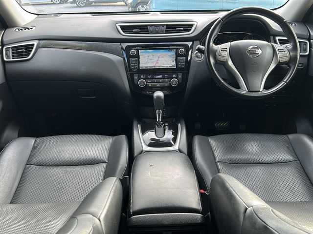 日産 エクストレイル 20X エマージェンシーブレーキ 沖縄県 2015(平27)年 8.5万km ダイヤモンドブラック 純正ナビ・Bluetooth・CD・DVD/全方位カメラ/ETC/オートライト/クルーズコントロール/シートヒーター