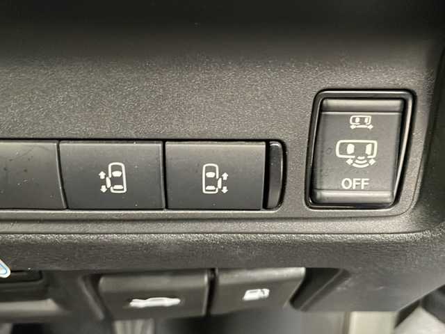 日産 セレナ e－パワー ハイウェイスター V 愛知県 2023(令5)年 3.8万km ホワイト プロパイロット/衝突軽減システム/全方位カメラ/両側パワースライドドア/レーダークルーズコントロール/Bluetooth/バックカメラ/イージーオープン機能/コーナーセンサー/純正アルミホイール/ETC2.0/ブラインドスポットモニター/LEDヘッドライト/インテリジェントミラー/リアオートエアコン/オートマチックハイビーム/ドライブレコーダー/ステアリングスイッチ/スマートキー/プッシュスタート