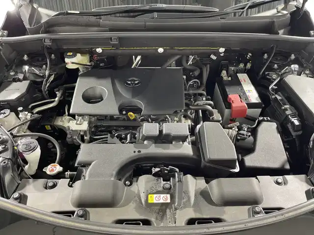 トヨタ ハリアー S 神奈川県 2020(令2)年 3.7万km ブラック 純正ディスプレイオーディオ/Tコネクトナビ/Bluetooth　USB　Miracast AUX/バックカメラ/セーフティセンス/プリクラッシュセーフティ/レーンディパーチャーアラート/レーダークルーズコントロール/オートハイビーム/前後ソナー/革巻きステアリング/ステアリングスイッチ/ビルトインETC/電動パーキングブレーキ/オートブレーキホールド/プッシュスタート/スマートキー/モデリスタエアロ【フロント/サイド/リアアンダー】/純正リアスポイラー/純正17インチアルミホイール