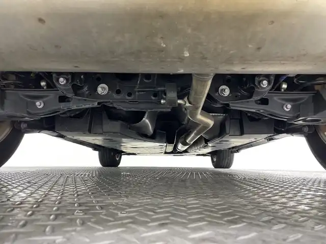 トヨタ ハリアー S 神奈川県 2020(令2)年 3.7万km ブラック 純正ディスプレイオーディオ/Tコネクトナビ/Bluetooth　USB　Miracast AUX/バックカメラ/セーフティセンス/プリクラッシュセーフティ/レーンディパーチャーアラート/レーダークルーズコントロール/オートハイビーム/前後ソナー/革巻きステアリング/ステアリングスイッチ/ビルトインETC/電動パーキングブレーキ/オートブレーキホールド/プッシュスタート/スマートキー/モデリスタエアロ【フロント/サイド/リアアンダー】/純正リアスポイラー/純正17インチアルミホイール