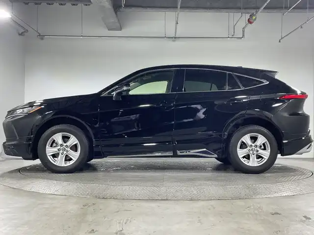 トヨタ ハリアー S 神奈川県 2020(令2)年 3.7万km ブラック 純正ディスプレイオーディオ/Tコネクトナビ/Bluetooth　USB　Miracast AUX/バックカメラ/セーフティセンス/プリクラッシュセーフティ/レーンディパーチャーアラート/レーダークルーズコントロール/オートハイビーム/前後ソナー/革巻きステアリング/ステアリングスイッチ/ビルトインETC/電動パーキングブレーキ/オートブレーキホールド/プッシュスタート/スマートキー/モデリスタエアロ【フロント/サイド/リアアンダー】/純正リアスポイラー/純正17インチアルミホイール