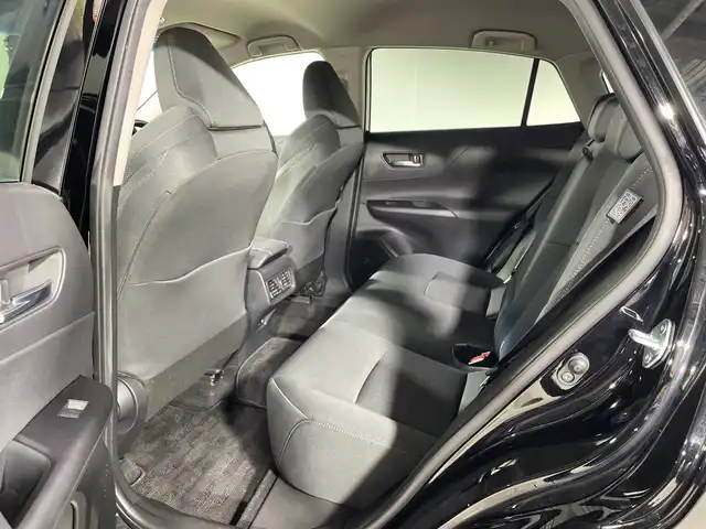 トヨタ ハリアー S 神奈川県 2020(令2)年 3.7万km ブラック 純正ディスプレイオーディオ/Tコネクトナビ/Bluetooth　USB　Miracast AUX/バックカメラ/セーフティセンス/プリクラッシュセーフティ/レーンディパーチャーアラート/レーダークルーズコントロール/オートハイビーム/前後ソナー/革巻きステアリング/ステアリングスイッチ/ビルトインETC/電動パーキングブレーキ/オートブレーキホールド/プッシュスタート/スマートキー/モデリスタエアロ【フロント/サイド/リアアンダー】/純正リアスポイラー/純正17インチアルミホイール