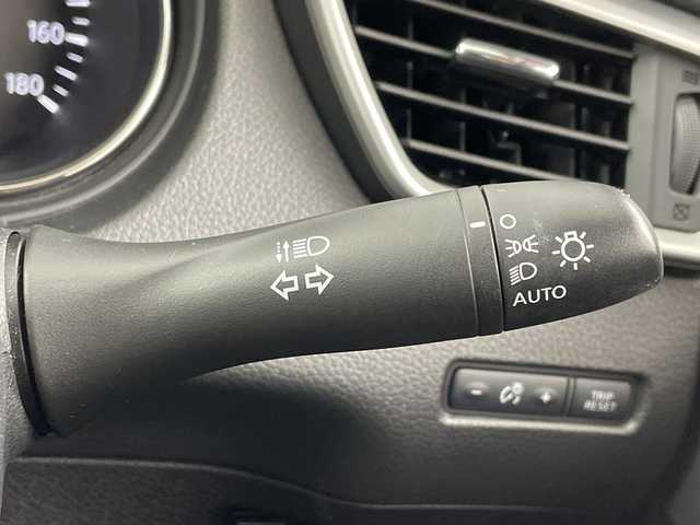 日産 エクストレイル ハイブリッド 20X エマージェンシーブレーキ 岐阜県 2016(平28)年 3.9万km バーニングレッド 純正SDナビ/フルセグ/BT/USB/DVD/アラウンドビューモニター/ビルトインETC/車線逸脱警報/後側方車両検知警報/エマージェンシーブレーキ/踏み間違い衝突防止アシスト/ヒルスタートアシスト/クリアランスソナー/パワーバックドア/前席シートヒーター/純正フロアマット/サイドバイザー/LEDオートライト/プッシュスタート/スマートキー/スペアキー