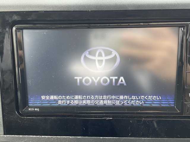 トヨタ ルーミー X 山梨県 2023(令5)年 2.7万km ブライトシルバーM ４WD /禁煙車　/純正ナビ　/ＥＴＣ/電動スライドドア/Ｂｌｕｅｔｏｏｔｈ接続　/フルセグ　/カロッツェリアスピーカー　/衝突軽減装置　/前後ドライブレコーダー　/オートマチックハイビーム　/オートライト