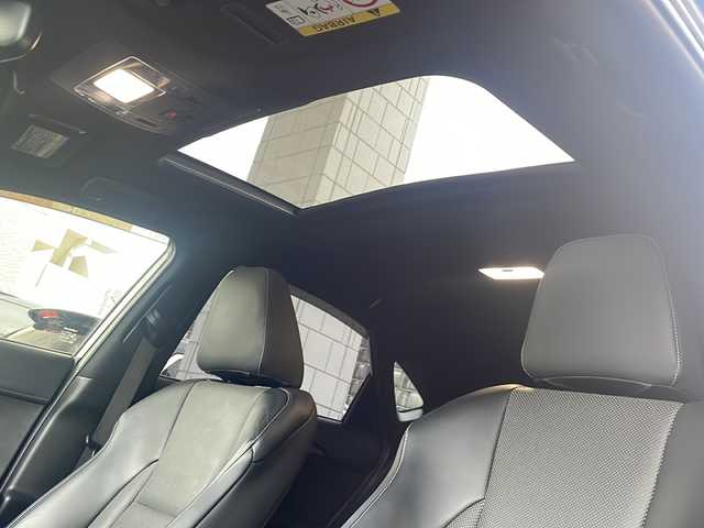 レクサス ＮＸ 200t Fスポーツ 愛知県 2015(平27)年 6.1万km スターライトブラックガラスフレーク サンルーフ/純正ナビ/フルセグＴＶ・ＣＤ・ＤＶＤ・Ｂｌｕｅｔｏｏｔｈ・ブルーレイ/パワーバックドア/黒レザーシート/前席シートヒーター/前席エアーシート/運転席メモリー機能付きパワーシート/ステアリングヒーター/クルーズコントロール/パドルシフト/オートブレーキホールド/オートライト/LEDヘッドライト/フォグランプ/社外前方ドライブレコーダー（ケンウッド）/アイドリングストップ/ステアリングスイッチ/ビルトインＥＴＣ/左側サイドカメラ/純正フロアマット/純正ドアバイザー/カードキー/スマートキー/プッシュスタート/スペアキー/保証書/取扱説明書/整備記録簿（H30.R6）