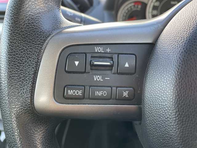 マツダ デミオ 13C 神奈川県 2012(平24)年 8.5万km アークティックホワイト カーオーディオ（CD/AUX）/リモコンキー　/ドアバイザー　/ハロゲンヘッドライト　/純正フロアマット　/リモコンキー　/ABS　/Wエアバック　/保証書　/取扱説明書　/記録簿　/パワーステアリング　/パワーウィンドウ