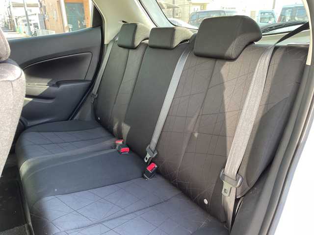 マツダ デミオ 13C 神奈川県 2012(平24)年 8.5万km アークティックホワイト カーオーディオ（CD/AUX）/リモコンキー　/ドアバイザー　/ハロゲンヘッドライト　/純正フロアマット　/リモコンキー　/ABS　/Wエアバック　/保証書　/取扱説明書　/記録簿　/パワーステアリング　/パワーウィンドウ