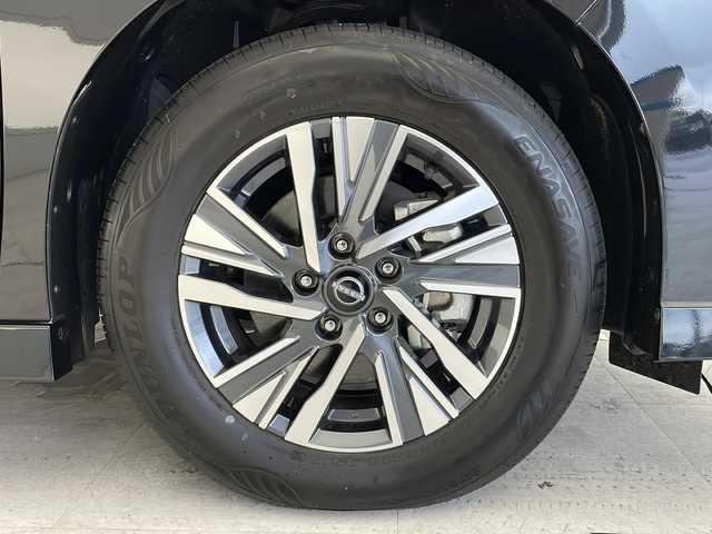 日産 セレナ 愛知県 2024(令6)年 0.3万km ダイヤモンドブラック プロパイロット/衝突被害軽減ブレーキ/純正12.4インチディスプレイオーディオ（ナビあり）/全方位カメラ/両側パワースライドドア/クルーズコントロール/シートヒーター/フルセグTV/Bluetooth/バックカメラ/コーナーセンサー/純正アルミホイール/ETC2.0/ブラインドスポットモニター/インテリジェントミラー/リアオートエアコン/パドルシフト/ステアリングヒーター/オートマチックハイビーム/ステアリングスイッチ/スマートキー/プッシュスタート