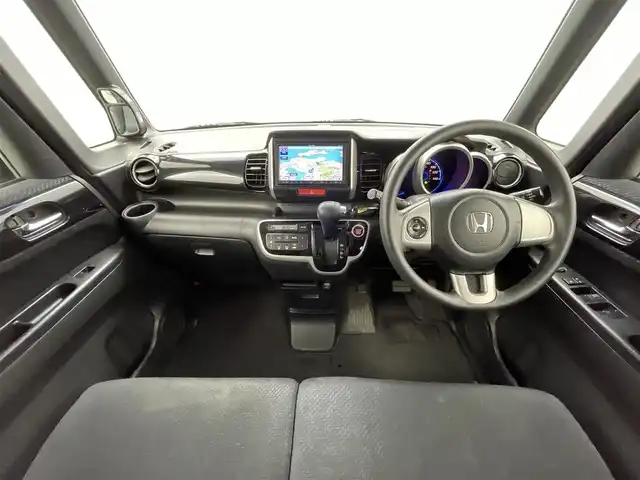 ホンダ Ｎ ＢＯＸ カスタム G 熊本県 2013(平25)年 9.2万km プレミアムダイナミックブルーパール 社外ナビAVN-VO2（ＣＤ・ＤＶＤ・フルセグ・ＢＴ・ＳＤ）/バックカメラ　/前後ドライブレコーダー　/片側パワースライドドア　/衝突軽減ブレーキ　/横滑り防止　/アイドリングストップ　/純正フロアマット/純正１４インチAW/オートライト　/ＬＥＤヘッドライト/スマートキー/プッシュスタート/保証書/取扱説明書