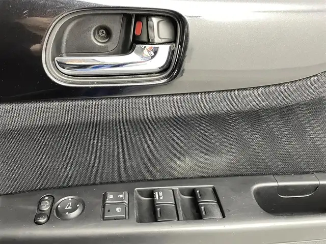 ホンダ Ｎ ＢＯＸ カスタム G 熊本県 2013(平25)年 9.2万km プレミアムダイナミックブルーパール 社外ナビAVN-VO2（ＣＤ・ＤＶＤ・フルセグ・ＢＴ・ＳＤ）/バックカメラ　/前後ドライブレコーダー　/片側パワースライドドア　/衝突軽減ブレーキ　/横滑り防止　/アイドリングストップ　/純正フロアマット/純正１４インチAW/オートライト　/ＬＥＤヘッドライト/スマートキー/プッシュスタート/保証書/取扱説明書