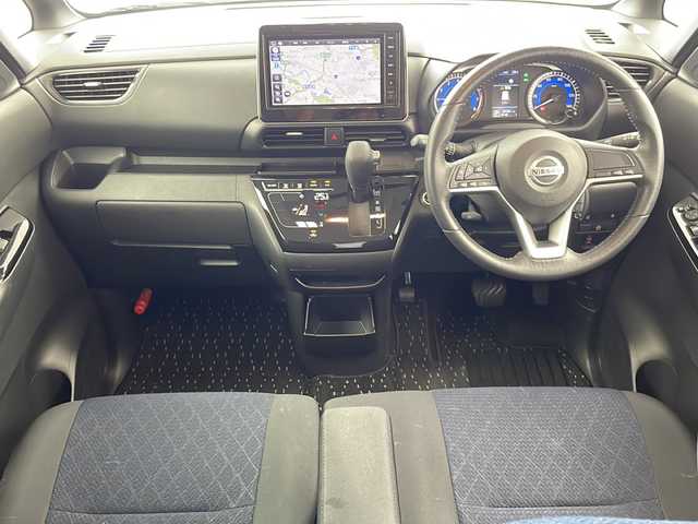 日産 ルークス ハイウェイスター Gターボ 愛知県 2023(令5)年 2.1万km ホワイトパール /禁煙車・ワンオーナー車//純正ナビ【MM222D-Le】//フルセグTV・Bluetooth//インテリジェントアラウンドビューモニター(移動物検知)//ETC・ドライブレコーダー//助手席側ハンズフリーオートスライドドア//純正15インチアルミホイール//LEDヘッドライト//インテリジェントオートライト//ハイビームアシスト//インテリジェントエマージェンシーブレーキ//踏み間違い衝突防止アシスト//インテリジェントLI(車線逸脱防止支援システム)//車線逸脱防止警報//インテリジェントFCW(前方衝突予測警報)//インテリジェントDA(ふらつき警報)//標識検知//先行車発進お知らせ//フロント&バックソナー//アイドリングストップ//ヒルスタートアシスト//横滑り防止//イモビライザー//トリコットシート//ベンチシート//革巻きステアリング//ステアリングスイッチ//プッシュスタート//プラズマクラスター技術搭載リヤシーリングファン//後席パーソナルテーブル(折りたたみ格納式)//純正フロアマット//リヤロールサンシェード//純正バイザー//電動格納ミラーウィンカー//フロントフォグランプ//スペアキー1本//新車保証書/取扱説明書//ナビ説明書