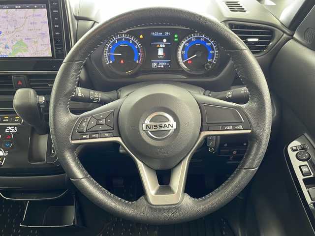 日産 ルークス ハイウェイスター Gターボ 愛知県 2023(令5)年 2.1万km ホワイトパール /禁煙車・ワンオーナー車//純正ナビ【MM222D-Le】//フルセグTV・Bluetooth//インテリジェントアラウンドビューモニター(移動物検知)//ETC・ドライブレコーダー//助手席側ハンズフリーオートスライドドア//純正15インチアルミホイール//LEDヘッドライト//インテリジェントオートライト//ハイビームアシスト//インテリジェントエマージェンシーブレーキ//踏み間違い衝突防止アシスト//インテリジェントLI(車線逸脱防止支援システム)//車線逸脱防止警報//インテリジェントFCW(前方衝突予測警報)//インテリジェントDA(ふらつき警報)//標識検知//先行車発進お知らせ//フロント&バックソナー//アイドリングストップ//ヒルスタートアシスト//横滑り防止//イモビライザー//トリコットシート//ベンチシート//革巻きステアリング//ステアリングスイッチ//プッシュスタート//プラズマクラスター技術搭載リヤシーリングファン//後席パーソナルテーブル(折りたたみ格納式)//純正フロアマット//リヤロールサンシェード//純正バイザー//電動格納ミラーウィンカー//フロントフォグランプ//スペアキー1本//新車保証書/取扱説明書//ナビ説明書