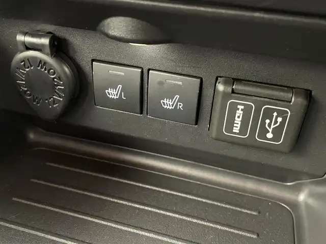 トヨタ ライズ Z 群馬県 2023(令5)年 1.8万km ブラックマイカメタリック ナビ /バックカメラ/ドライブレコーダー/ETC/アイドリングストップ/コーナーセンサー/レーンアシスト /電子パーキングボタン/ホールド機能/シートヒーター/衝突被害軽減システム/横滑り防止装置/オートライト
