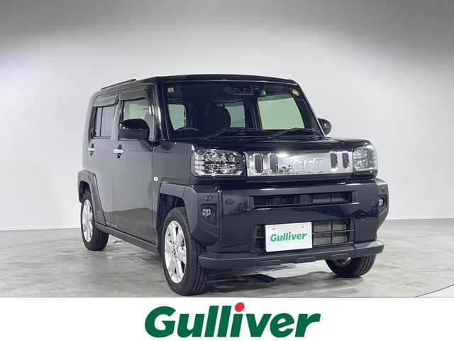 ダイハツ タフト G 福岡県 2023(令5)年 2.5万km ブラックマイカメタリック 社外メモリナビ/・CD/DVD/BT/フルセグTV/・バックモニター/ドライブレコーダー前後/ETC/革巻きステアリング/・ステアリングリモコン/LEDヘッドライト/・オートライト/・フォグランプ/シートヒーター（D/N)/スマートキー/・プッシュスタート/・スペアキー