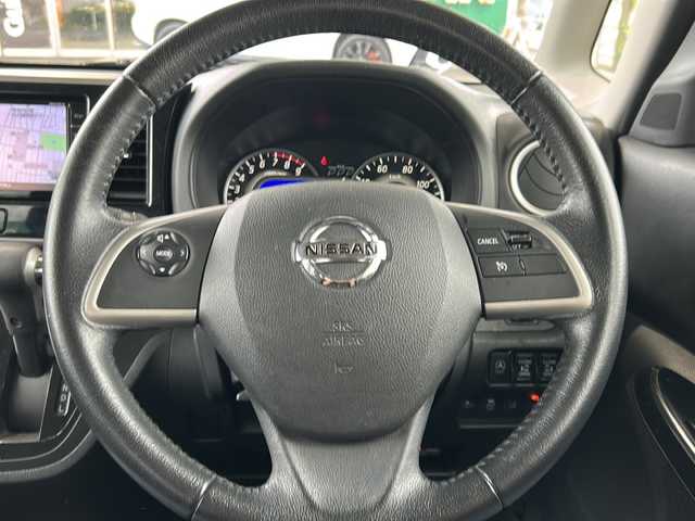 日産 デイズ ルークス ハイウェイスター Gターボ 東京都 2019(平31)年 4万km スパークリングレッド/ブラック 純正メモリナビ/【フルセグ・DVD再生可・CD・Bluetooth】/バックカメラ/アラウンドビューカメラ/ETC/両側パワースライドドア/インテリジェントエマージェンシーブレーキ/踏み間違い衝突防止アシスト/車線逸脱警報/横滑り防止機能/クルーズコントロール/アイドリングストップ/電動格納ミラー/ウィンカーミラー/ステアリングスイッチ/プッシュスタート/スマートキー/スペアキーあり/純正フロアマット/純正ドアバイザー/新車保証書/取扱説明書