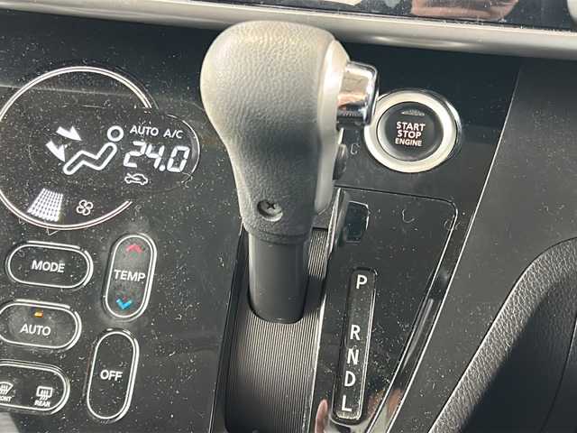 日産 デイズ ルークス ハイウェイスター Gターボ 東京都 2019(平31)年 4万km スパークリングレッド/ブラック 純正メモリナビ/【フルセグ・DVD再生可・CD・Bluetooth】/バックカメラ/アラウンドビューカメラ/ETC/両側パワースライドドア/インテリジェントエマージェンシーブレーキ/踏み間違い衝突防止アシスト/車線逸脱警報/横滑り防止機能/クルーズコントロール/アイドリングストップ/電動格納ミラー/ウィンカーミラー/ステアリングスイッチ/プッシュスタート/スマートキー/スペアキーあり/純正フロアマット/純正ドアバイザー/新車保証書/取扱説明書