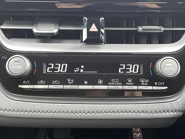 トヨタ ＧＲカローラ RZ 千葉県 2025(令7)年 0.1千km グレーＭ ワンオーナー/後期モデル/ボディーカラー：プレシャスメタル（カラーコード：1L5)/登録時走行距離90km/6速MT/トヨタセーフティセンス/　・プリクラッシュセーフティ/　・レーントレーシングアシスト(LTA)/　・レーダークルーズ（ACC）/　・オートハイビーム(AHB)/　・ロードサインアシスト(RSA)/　・プロアクティブドライビングアシスト(PDA)/　・発進遅れ告知機能(TMN)/　・ブラインドスポットモニター(BSM)/LEDヘッドライト/サブラジエーター（メーカーオプション）/カーボンルーフ/ディスプレイオーディオPlus（8インチHDディスプレイ）/　・ナビ/フルセグTV/BlueTooth//　・AppleCarPlay/AndroidAuto/Miracast対応/JBLスピーカー/ワイヤレスチャージ（置くだけ充電）/ETC2.0/D/N席シートヒーター（Hi/Lo切り替え式）/取説/保証書/スペアキー