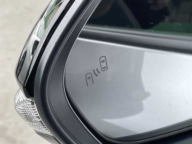 トヨタ ＧＲカローラ RZ 千葉県 2025(令7)年 0.1千km グレーＭ ワンオーナー/後期モデル/ボディーカラー：プレシャスメタル（カラーコード：1L5)/登録時走行距離90km/6速MT/トヨタセーフティセンス/　・プリクラッシュセーフティ/　・レーントレーシングアシスト(LTA)/　・レーダークルーズ（ACC）/　・オートハイビーム(AHB)/　・ロードサインアシスト(RSA)/　・プロアクティブドライビングアシスト(PDA)/　・発進遅れ告知機能(TMN)/　・ブラインドスポットモニター(BSM)/LEDヘッドライト/サブラジエーター（メーカーオプション）/カーボンルーフ/ディスプレイオーディオPlus（8インチHDディスプレイ）/　・ナビ/フルセグTV/BlueTooth//　・AppleCarPlay/AndroidAuto/Miracast対応/JBLスピーカー/ワイヤレスチャージ（置くだけ充電）/ETC2.0/D/N席シートヒーター（Hi/Lo切り替え式）/取説/保証書/スペアキー