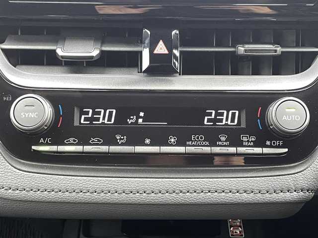 トヨタ ＧＲカローラ RZ 千葉県 2025(令7)年 0.1千km グレーＭ ワンオーナー/後期モデル/ボディーカラー：プレシャスメタル（カラーコード：1L5)/登録時走行距離90km/6速MT/トヨタセーフティセンス/　・プリクラッシュセーフティ/　・レーントレーシングアシスト(LTA)/　・レーダークルーズ（ACC）/　・オートハイビーム(AHB)/　・ロードサインアシスト(RSA)/　・プロアクティブドライビングアシスト(PDA)/　・発進遅れ告知機能(TMN)/　・ブラインドスポットモニター(BSM)/LEDヘッドライト/サブラジエーター（メーカーオプション）/カーボンルーフ/ディスプレイオーディオPlus（8インチHDディスプレイ）/　・ナビ/フルセグTV/BlueTooth//　・AppleCarPlay/AndroidAuto/Miracast対応/JBLスピーカー/ワイヤレスチャージ（置くだけ充電）/ETC2.0/D/N席シートヒーター（Hi/Lo切り替え式）/取説/保証書/スペアキー