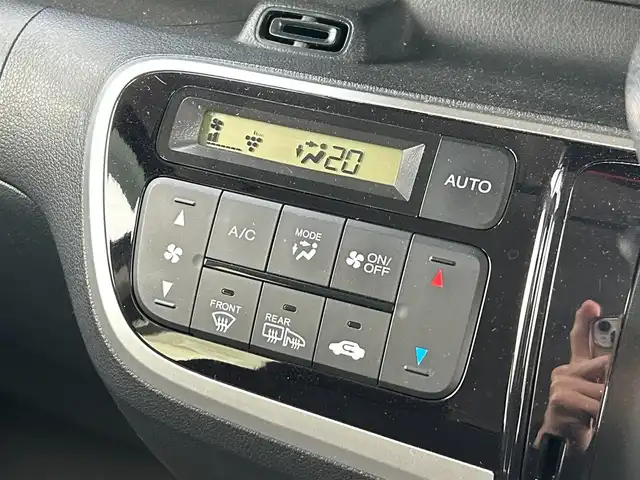 ホンダ Ｎ ＢＯＸ G ターボ SSパッケージ 滋賀県 2016(平28)年 7.6万km ブリティッシュグリーンP 純正ナビ/（AM/FM/CD/DVD/Bluetooth/TVフルセグ/iPod/SD/）/両側パワースライドドア/バックカメラ/ビルトインETC/シートヒーターD/N/前後ドライブレコーダー/夏タイヤ積込み/横滑り防止装置/オートライト/ステアリングスイッチ/スマートキー/プッシュスタート/スペアキー/オートエアコン/パドルシフト/ドアバイザー/純正フロアマット/ECON/後席サンバイザー/電動格納ミラー