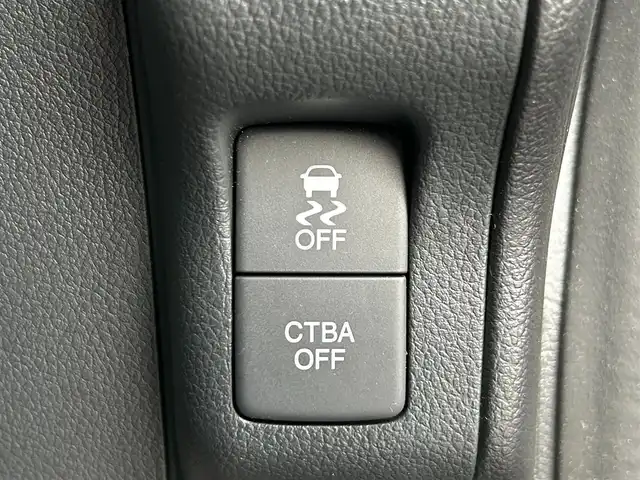 ホンダ Ｎ ＢＯＸ G ターボ SSパッケージ 滋賀県 2016(平28)年 7.6万km ブリティッシュグリーンP 純正ナビ/（AM/FM/CD/DVD/Bluetooth/TVフルセグ/iPod/SD/）/両側パワースライドドア/バックカメラ/ビルトインETC/シートヒーターD/N/前後ドライブレコーダー/夏タイヤ積込み/横滑り防止装置/オートライト/ステアリングスイッチ/スマートキー/プッシュスタート/スペアキー/オートエアコン/パドルシフト/ドアバイザー/純正フロアマット/ECON/後席サンバイザー/電動格納ミラー