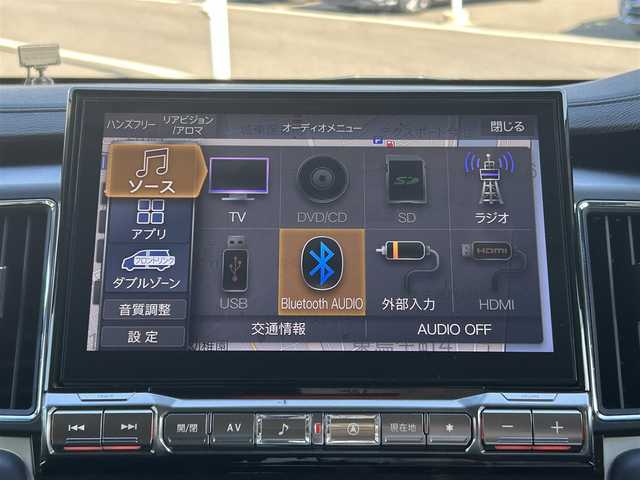 三菱 デリカＤ：５ P 愛媛県 2021(令3)年 3.9万km ポーラホワイト 禁煙車/ALPINE製11インチナビ/CD/DVD/フルセグTV/Bluetooth/HDMI/全方位カメラ/バックカメラ/ブラインドスポットモニター/ルームミラー式レーダー探知機(ASSURA/AR-5)/前後ドライブレコーダー(SDカードなし)/ETC/車内天井ルーフキャリア/衝突被害軽減システム/横滑り防止装置/レーンキープアシスト/レーダークルーズコントロール/LEDヘッドライト/フォグランプ/オートライト/オートマチックハイビーム/前席シートヒーター/運転席パワーシート/ステアリングヒーター/パドルシフト/オートステップ(左)/両側パワースライドドア/パワーバックドア/エンジンスタートボタン/スマートキー/純正フロアマット/NITRO POWER製16インチアルミホイール