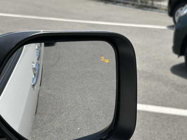 三菱 デリカＤ：５ P 愛媛県 2021(令3)年 3.9万km ポーラホワイト 禁煙車/ALPINE製11インチナビ/CD/DVD/フルセグTV/Bluetooth/HDMI/全方位カメラ/バックカメラ/ブラインドスポットモニター/ルームミラー式レーダー探知機(ASSURA/AR-5)/前後ドライブレコーダー(SDカードなし)/ETC/車内天井ルーフキャリア/衝突被害軽減システム/横滑り防止装置/レーンキープアシスト/レーダークルーズコントロール/LEDヘッドライト/フォグランプ/オートライト/オートマチックハイビーム/前席シートヒーター/運転席パワーシート/ステアリングヒーター/パドルシフト/オートステップ(左)/両側パワースライドドア/パワーバックドア/エンジンスタートボタン/スマートキー/純正フロアマット/NITRO POWER製16インチアルミホイール