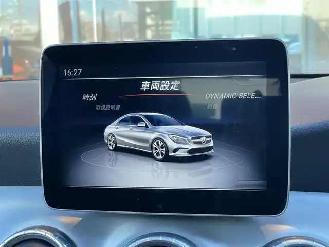 メルセデス・ベンツ ＣＬＡ１８０ AMG スタイル 鹿児島県 2019(平31)年 8万km 白 禁煙車/純正ナビ/AMGプレミアムパッケージ/パノラミックスライディングゲルー/キーレスゴー/レーダーセフティパッケージ/バックカメラ