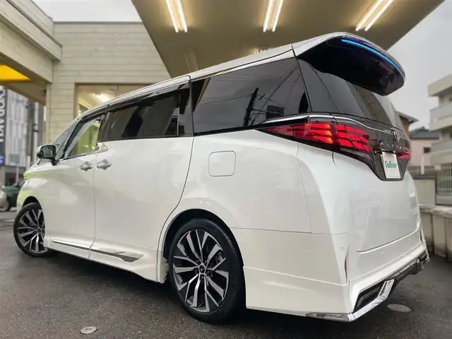 トヨタ アルファードハイブリット Z 愛知県 2024(令6)年 1.1万km プラチナホワイトパールマイカ /当店買取/法人1オナ/モデリスタ20AW/純正アルミ積込//モデリスタエアロブルーイルミネーション付//モデリスタマフラー//モデリスタマルチカラーインテリアイルミ//パノラミックビューモニター//デジタルインナーミラー/ユニバーサルステップ//純正メーカーナビ/純正12.3型有機EL後席モニター//トヨタチームメイト/TSS/ETC2.0/Pソナー/Pアシスト//パワーゲート//フルセグTV/Carplay/Bluetooth/HDMI/typeC//サンルーフ/本革シート/Pシート/シートヒーター//シートベンチレーション/ステアリングヒーター//エアロドアバイザー//LEDヘッド/Aライト/AHB//ISOFIX/純正フロアマット/AC100V//社外セキュリティVIPER/社外インテリアパネル//保証書/取説/後席リモコン