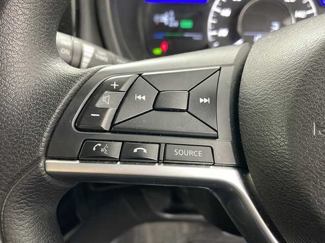 日産 ノート e－パワー X シーギア 道央・札幌 2017(平29)年 12.8万km パール ・ワンオーナー/・純正ナビ&V|CD&DVD&BT&SD&USB&iPod/・バックカメラ/・全方位カメラ/・レーダークルーズコントロール/・衝突被害軽減ブレーキ/・横滑り防止装置/・車線逸脱警報/・ステアリングスイッチ/・純正フロアマット/・電動格納ミラー/・プッシュスタート/・LEDヘッドライト/・オートライト/・スマートキー/・保証書/・取扱説明書