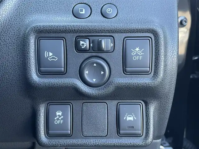 日産 ノート e－パワー ニスモ 香川県 2018(平30)年 5.3万km スーパーブラック 純正SDナビ/→フルセグ/CD/DVD/Bluetooth/全方位カメラ/デジタルインナーミラー/インテリジェントエマージェンシーブレーキ/インテリジェントLI（車線逸脱防止支援システム）/インテリジェントFCW（前方衝突）/VDC（ビークルダイナミクスコントロール）/LEDオートライト/ハイビームアシスト/純正16インチアルミ/純正フロアマット/前方ドライブレコーダー/ETC/レーダー探知機/ステアリングリモコン/プッシュスタート/スマートキー