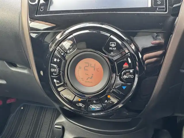 日産 ノート e－パワー メダリスト 千葉県 2017(平29)年 8.6万km インペリアルアンバーP 純正メモリー7インチナビ/・AM/FM/・CD/DVD/・バッグカメラ/・フルセグTV/LEDヘッドライト/・オートライト/純正フロアマット/純正AW/ドラレコ/ETC/保証書・取説