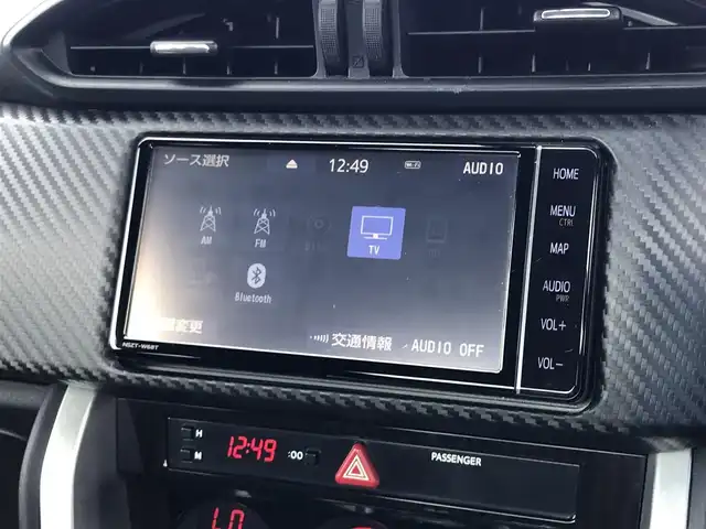 トヨタ ８６ GT 鳥取県 2019(平31)年 2.7万km ピュアレッド ６速ミッション/ワンオーナー/純正ナビ/フルセグ/DVD/CD/BT/バックカメラ・ETC/ＴＲＤエアロ/フロント/リア/サイド/LEDヘットライト/純正フォグライト/純正17インチアルミホイール/ロッソモデロマフラー/プッシュエンジンスタート/横滑り防止装置/スペアキーｘ１/フロアマット・ドアバイザー/保証書/取扱説明書/純正マフラー積込み