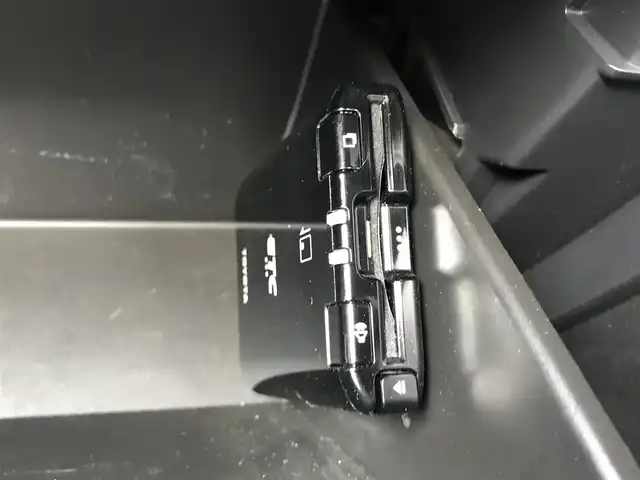 トヨタ ８６ GT 鳥取県 2019(平31)年 2.7万km ピュアレッド ６速ミッション/ワンオーナー/純正ナビ/フルセグ/DVD/CD/BT/バックカメラ・ETC/ＴＲＤエアロ/フロント/リア/サイド/LEDヘットライト/純正フォグライト/純正17インチアルミホイール/ロッソモデロマフラー/プッシュエンジンスタート/横滑り防止装置/スペアキーｘ１/フロアマット・ドアバイザー/保証書/取扱説明書/純正マフラー積込み