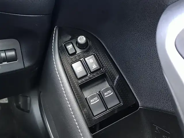 トヨタ ８６ GT 鳥取県 2019(平31)年 2.7万km ピュアレッド ６速ミッション/ワンオーナー/純正ナビ/フルセグ/DVD/CD/BT/バックカメラ・ETC/ＴＲＤエアロ/フロント/リア/サイド/LEDヘットライト/純正フォグライト/純正17インチアルミホイール/ロッソモデロマフラー/プッシュエンジンスタート/横滑り防止装置/スペアキーｘ１/フロアマット・ドアバイザー/保証書/取扱説明書/純正マフラー積込み