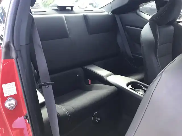 トヨタ ８６ GT 鳥取県 2019(平31)年 2.7万km ピュアレッド ６速ミッション/ワンオーナー/純正ナビ/フルセグ/DVD/CD/BT/バックカメラ・ETC/ＴＲＤエアロ/フロント/リア/サイド/LEDヘットライト/純正フォグライト/純正17インチアルミホイール/ロッソモデロマフラー/プッシュエンジンスタート/横滑り防止装置/スペアキーｘ１/フロアマット・ドアバイザー/保証書/取扱説明書/純正マフラー積込み