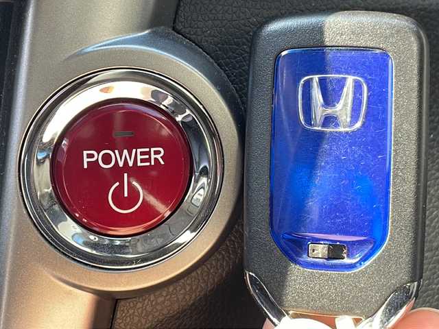 ホンダ グレイス ハイブリッド EX 広島県 2014(平26)年 10.7万km クリスタルブラックパール 禁煙/純正ナビ/バックカメラ/ハーフレザー/シートヒーターD+N/クルーズコントロール/純正アルミ/ETC/スマートキー