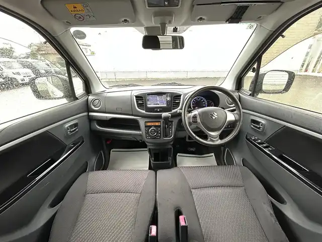 スズキ ワゴンＲ 20周年記念車 山形県 2013(平25)年 7.9万km パールホワイト 純正スマートフォン連携ナビ/USB/AUX/Bluetooth/4WD/禁煙車/衝突軽減ブレーキ/横滑り防止装置/D席シートヒーター/オートライト/ETC車載器/フロアマット/純正アルミホイール15インチ/純正バイザー